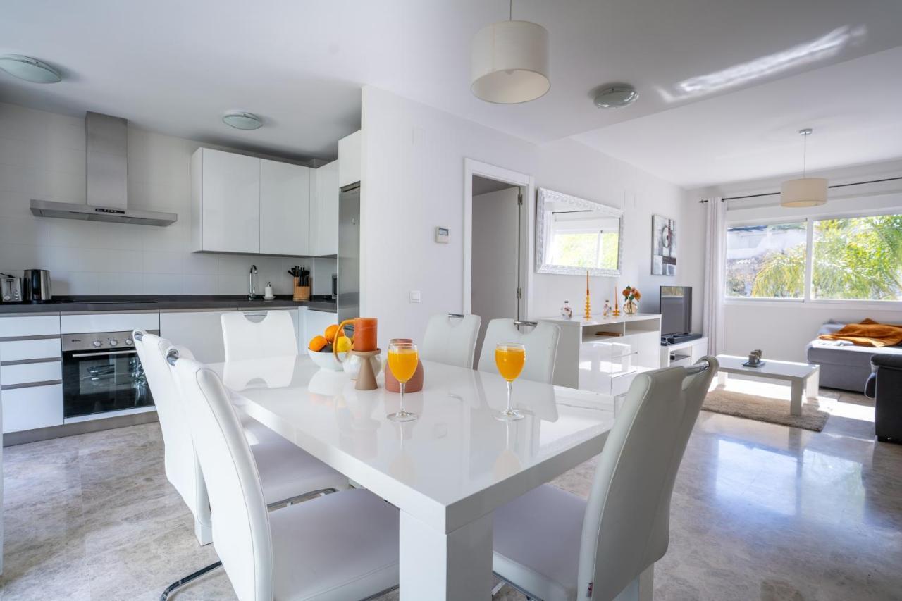 2bdr Penthouse, Naranjos, W/pool, 2km P.banus Apartament *